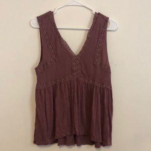 Casual sleeveless shirt
